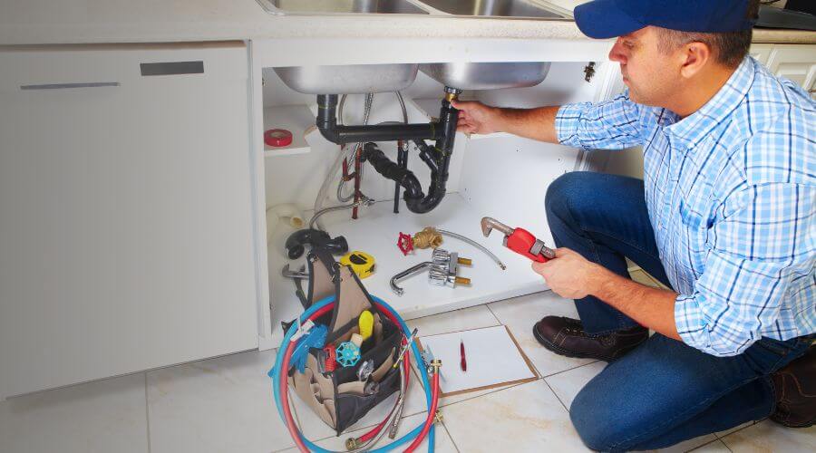 Local expert plumbing services in Holbrook, AZ